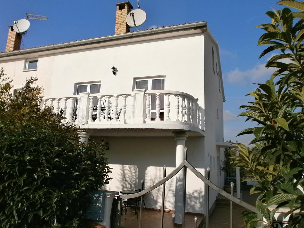 Apartments Oliva 波雷奇 外观 照片